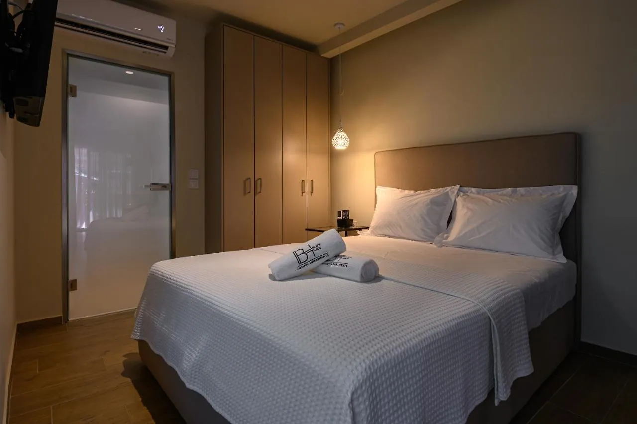 Blackhaus Apartments Thessaloniki
